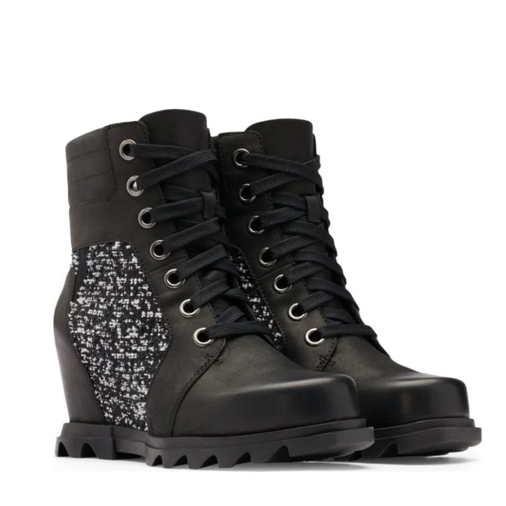 SOREL Joan of Arctic Waterproof Wedge III Lexie Lace-Up Bootie, Black,‎ 9.5, NWT